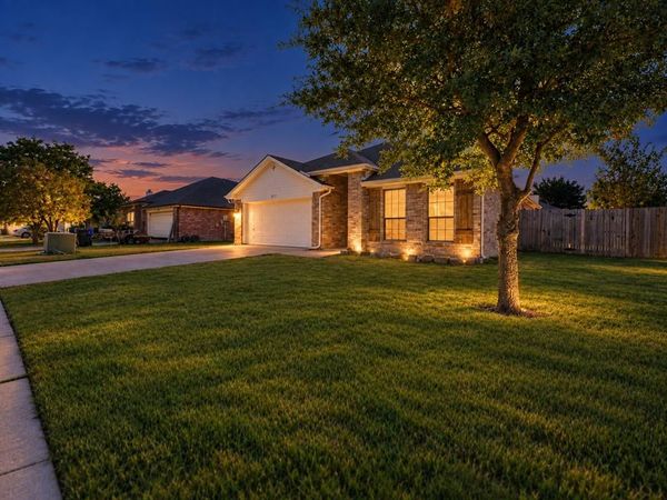 217 Windsor, Forney, TX 75126