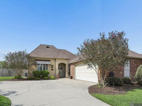 2061 Cypress Cove Ave, Zachary, LA 70791