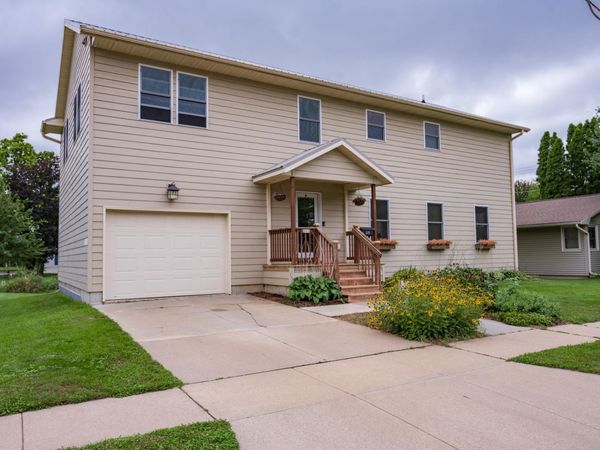 511 W Pearl Street, New Lisbon, WI 53950