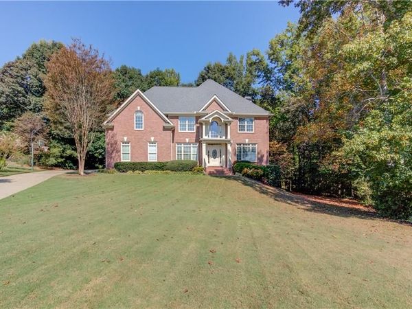 4121 Holcomb Creek Drive , Buford, GA 30519