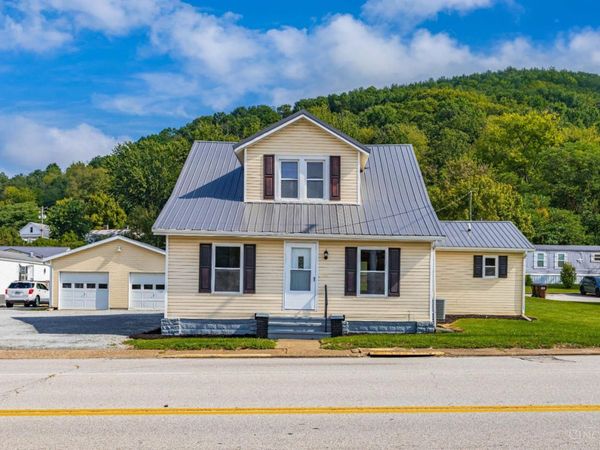 738 US 52, Aberdeen, OH 45101
