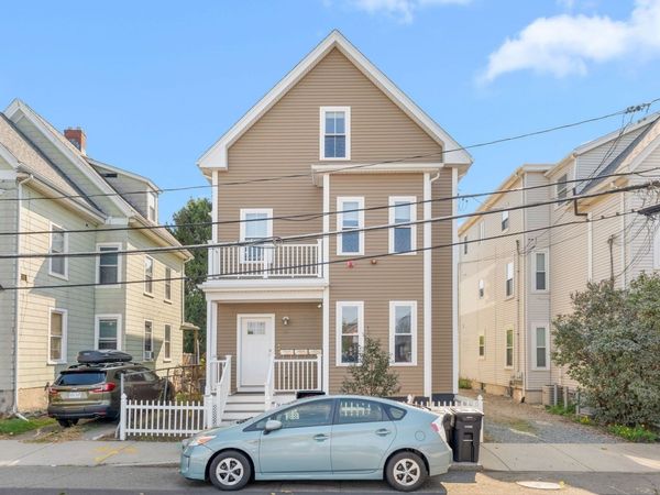 11 Church St., Unit 3, Somerville, MA 02143