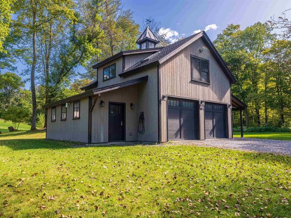 29 Butternut Lane, Unit 3, Manchester, VT 05254