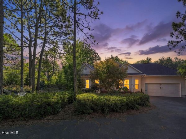 4149 Carlyle Place SE, Southport, NC 28461
