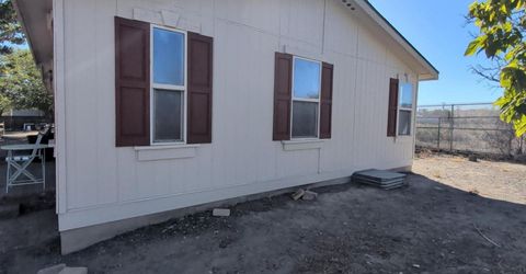 725 Fremont Street, Fernley, NV 89408 Photo