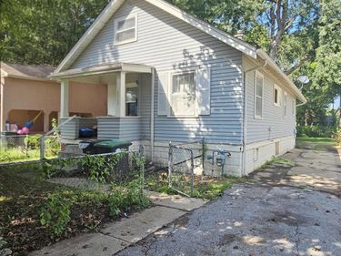2442 Hartman Avenue, Omaha, NE 68111