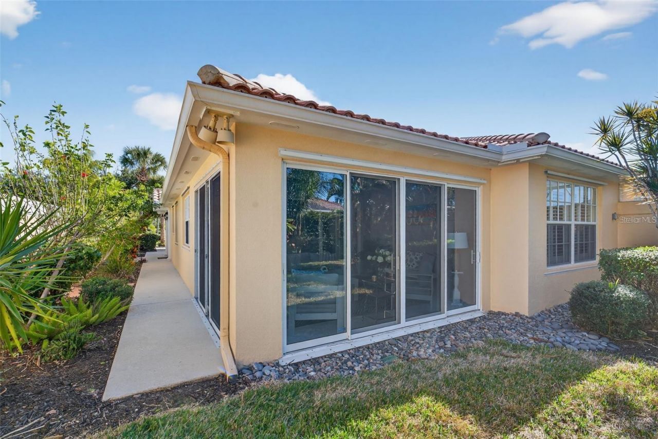 7526 Quinto Dr, Sarasota, FL 34238 Photo
