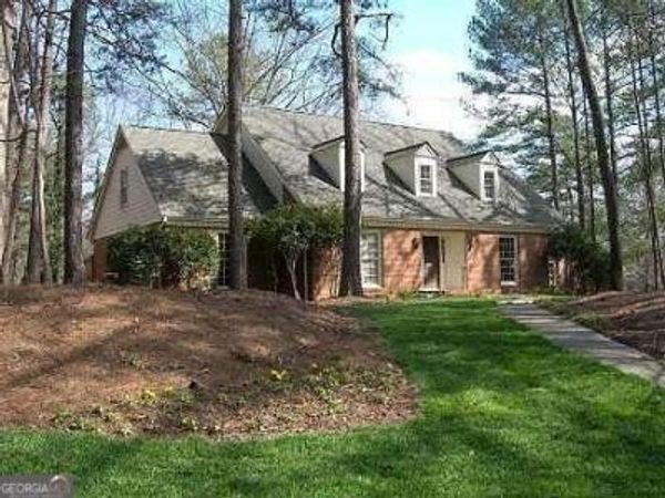 7085 Glenridge Drive, Sandy Springs, GA 30328