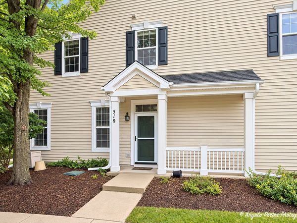519 S Lakeside Court, Round Lake, IL 60073