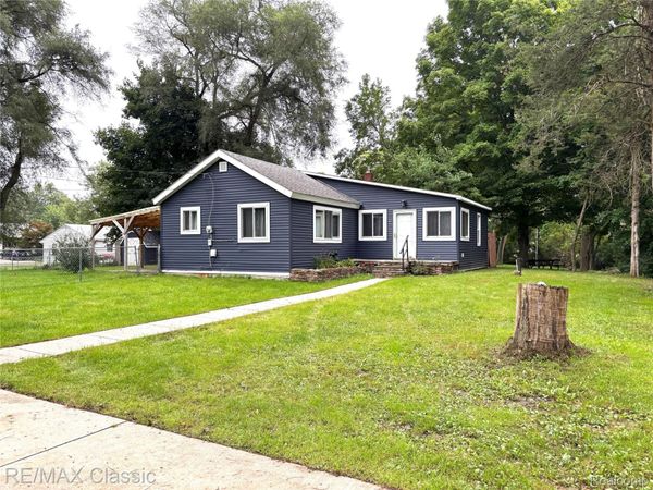 45 Delaware Road , Northfield Township, Mi 48189