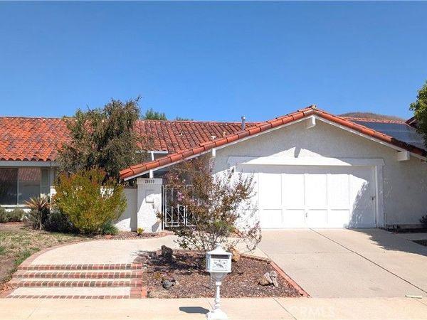 28859 Michelle Drive , Agoura Hills, CA 91301