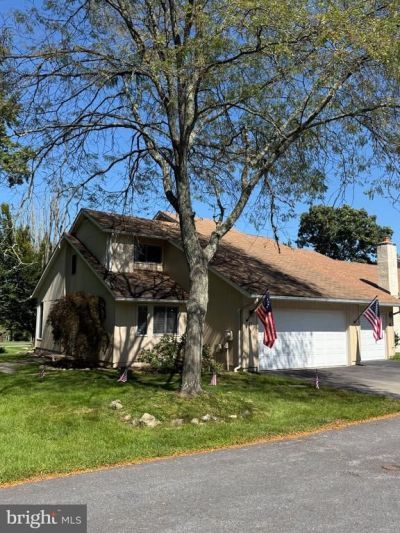 17 DELANCEY PLACE , DOWNINGTOWN, PA 19335