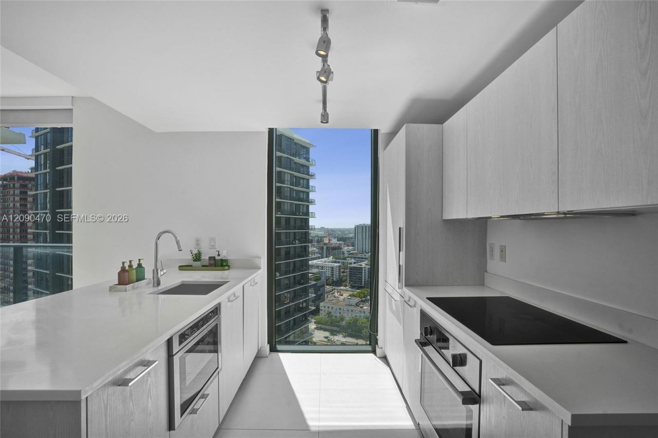 501 NE 31st St , Unit 2808, Miami, FL 33137 Photo