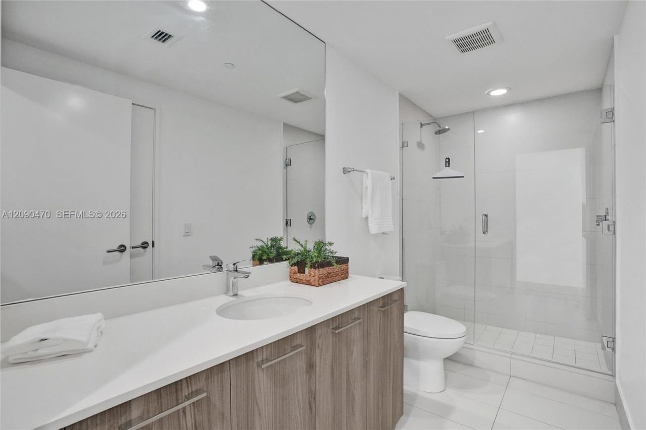 501 NE 31st St , Unit 2808, Miami, FL 33137 Photo