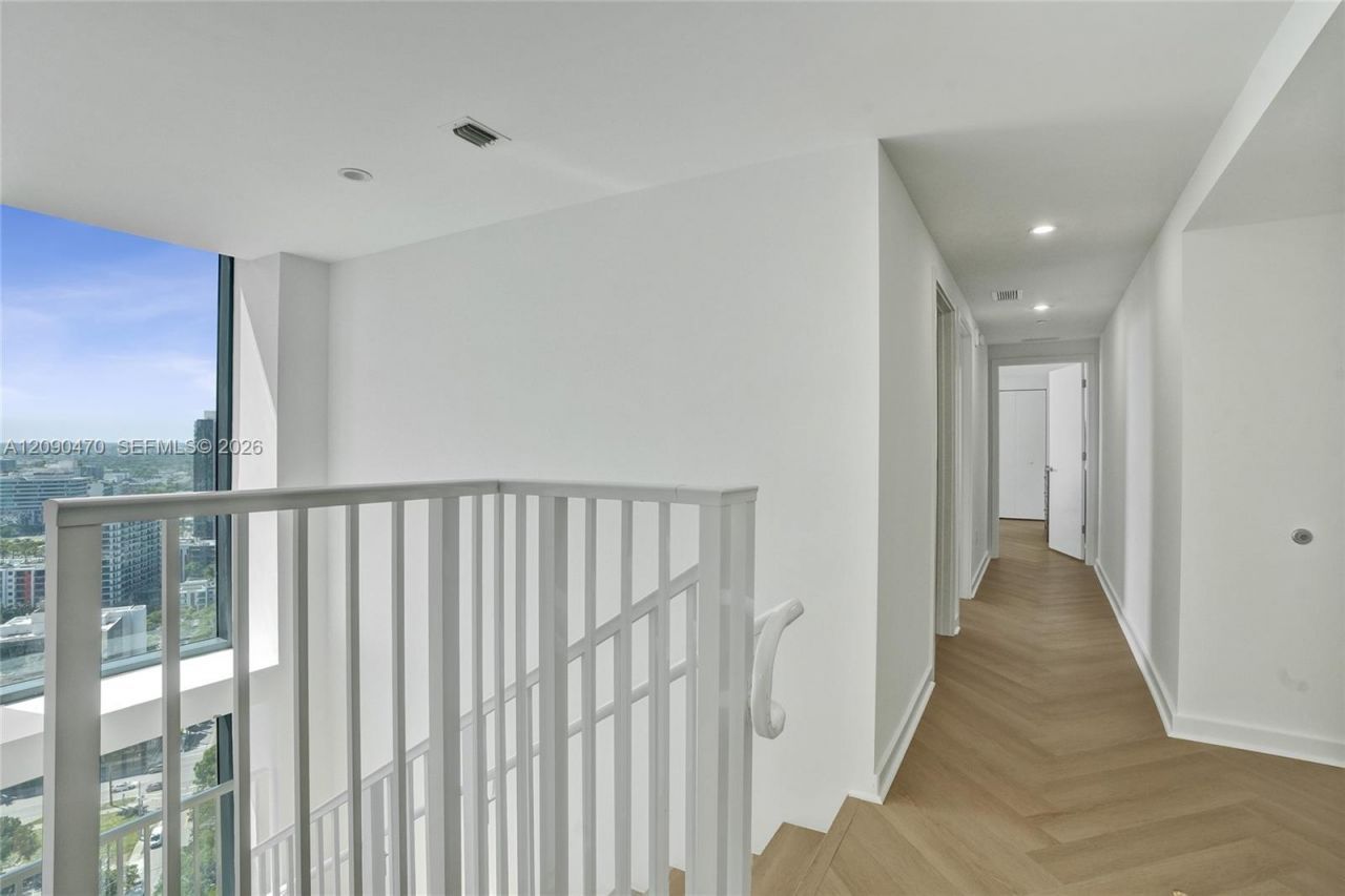 501 NE 31st St , Unit 2808, Miami, FL 33137 Photo