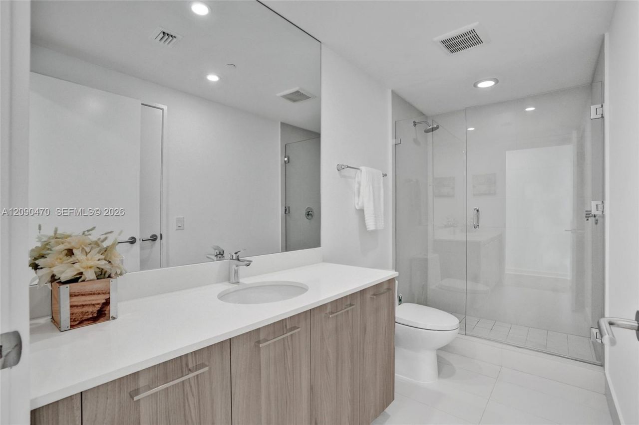 501 NE 31st St , Unit 2808, Miami, FL 33137 Photo