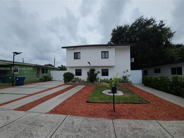 1114 NW 76th St, Miami, FL 33150
