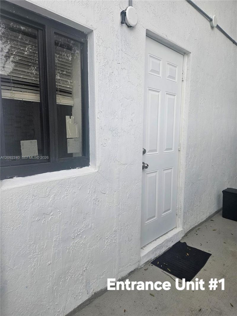 1114 NW 76th St , Miami, FL 33150 Photo