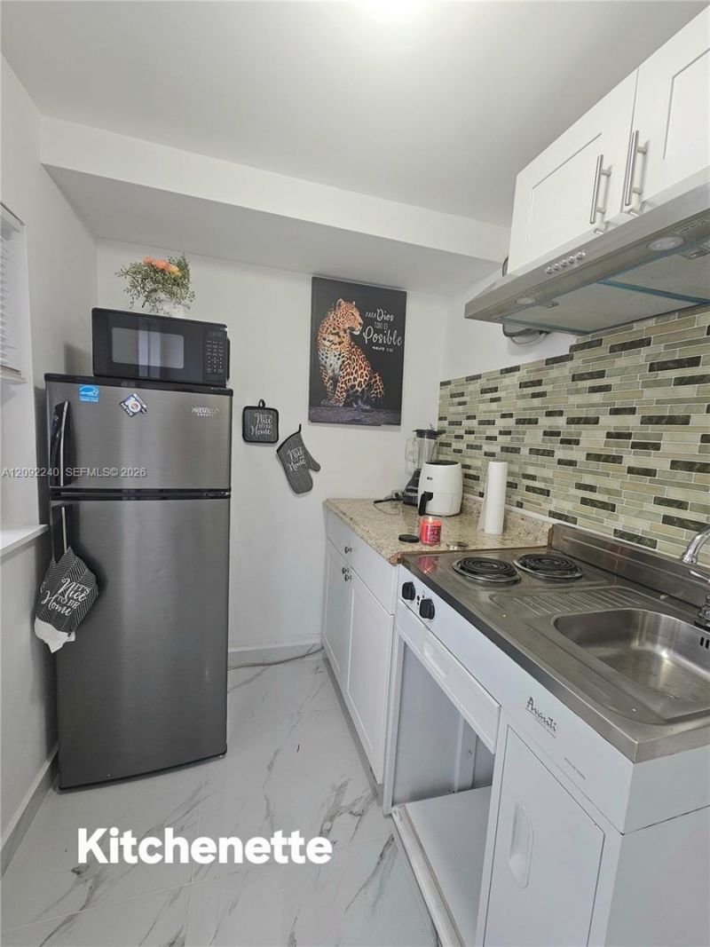 1114 NW 76th St , Miami, FL 33150 Photo