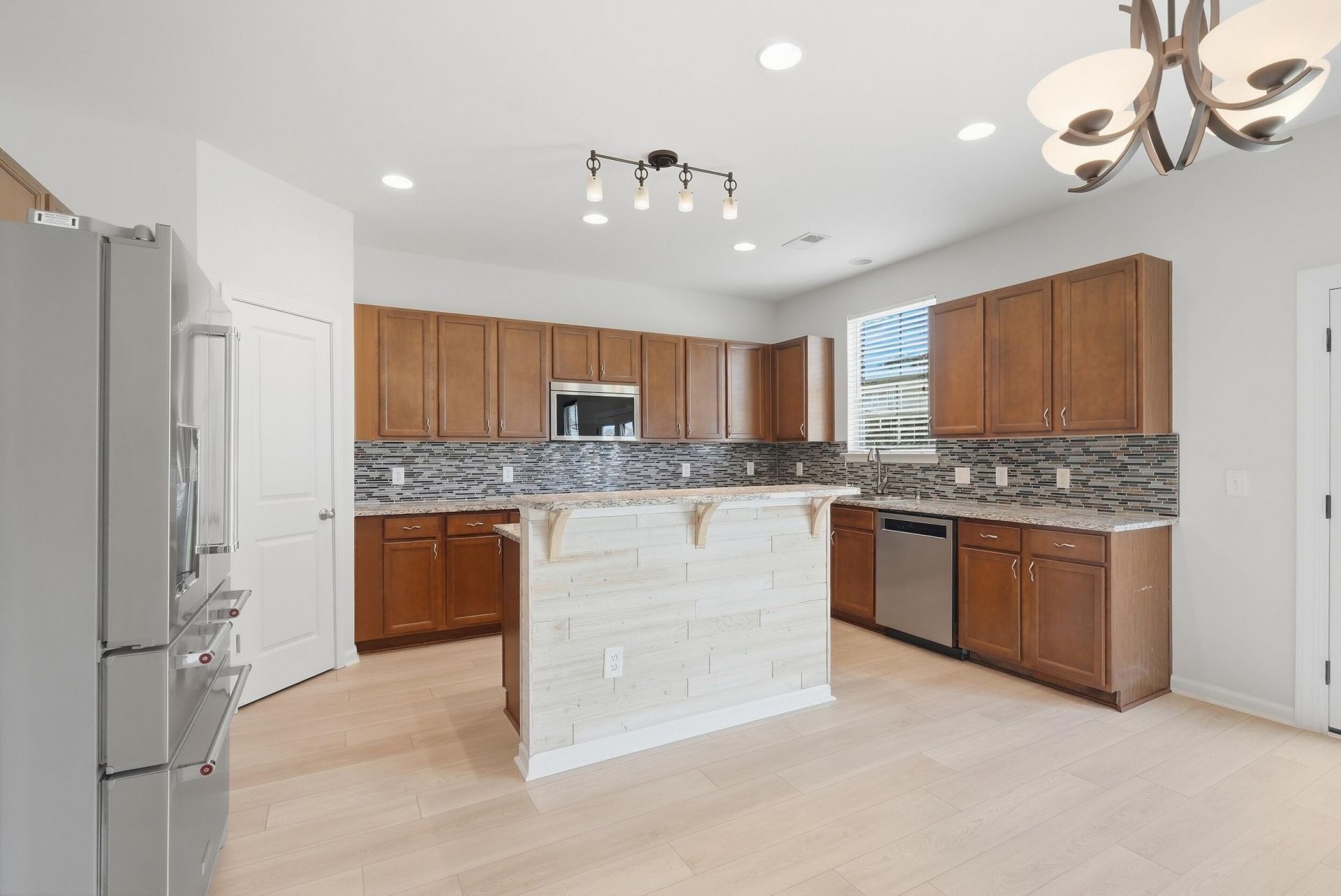 223 Donatella Drive Photo 10