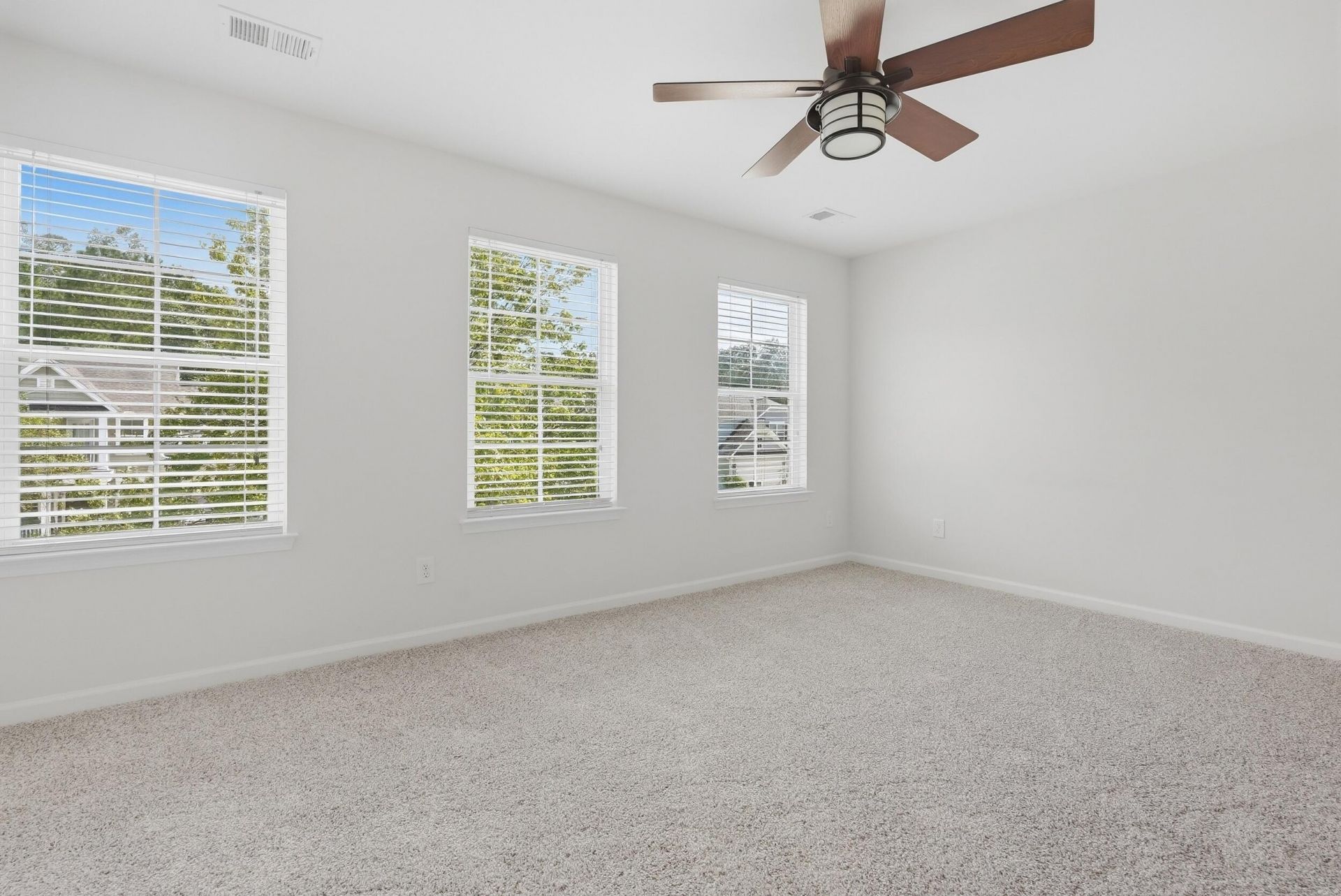 223 Donatella Drive Photo 17