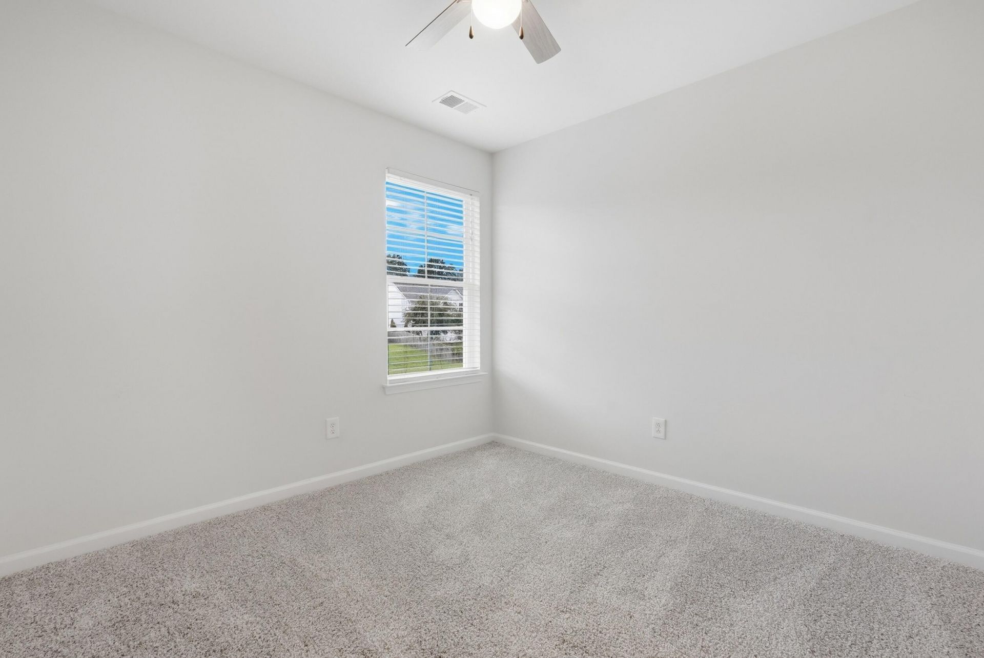 223 Donatella Drive Photo 23