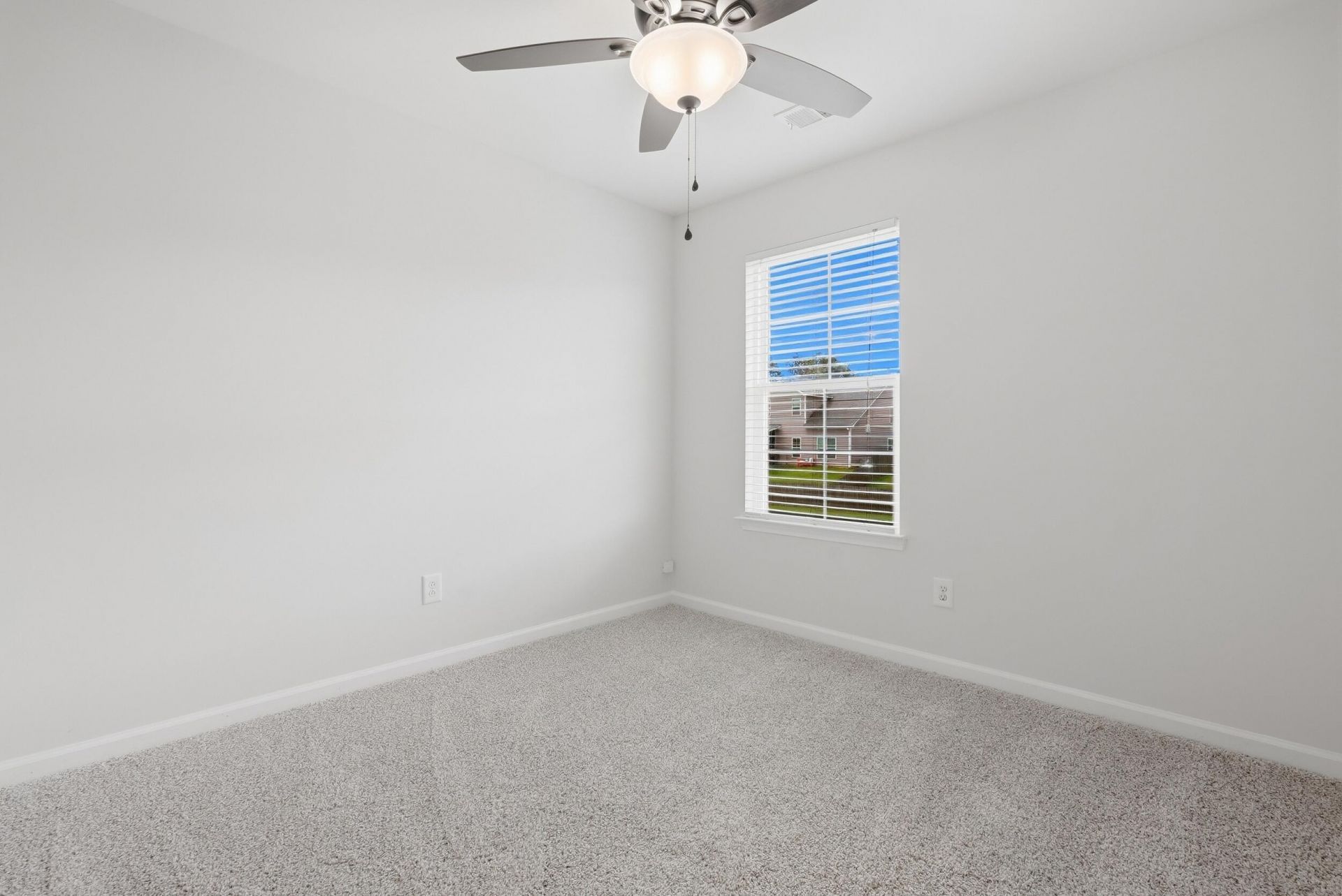 223 Donatella Drive Photo 26
