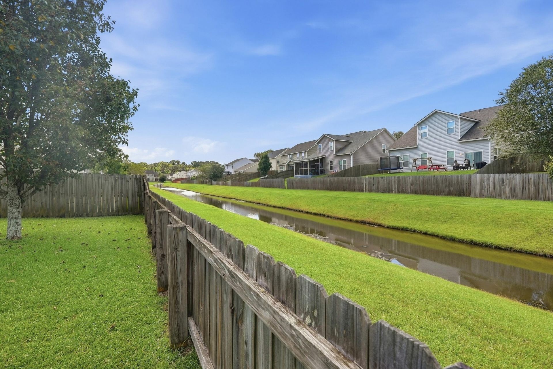 223 Donatella Drive Photo 33
