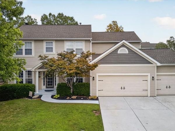 708 Brook Manor Court, Lake St Louis, MO 63367