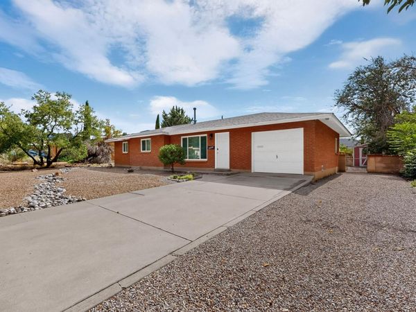 2420 Stevens Drive NE, Albuquerque, NM 87112