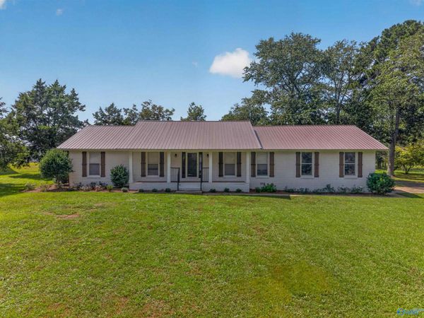 199 Reed Road, Guntersville, AL 35976