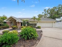 921 COLLEGE HILL DRIVE 