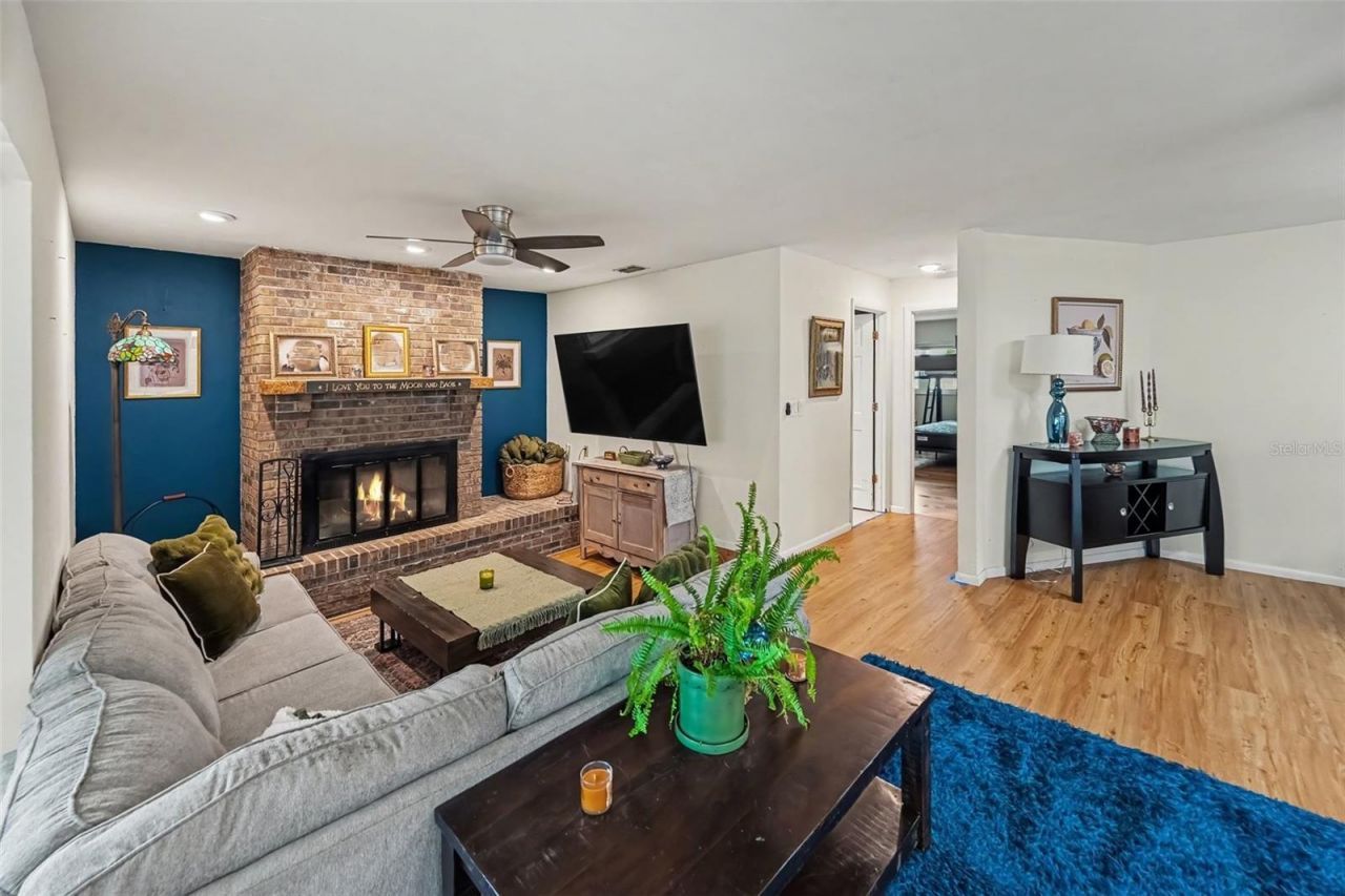 921 College Hill Drive, Clearwater, FL 33765 Photo