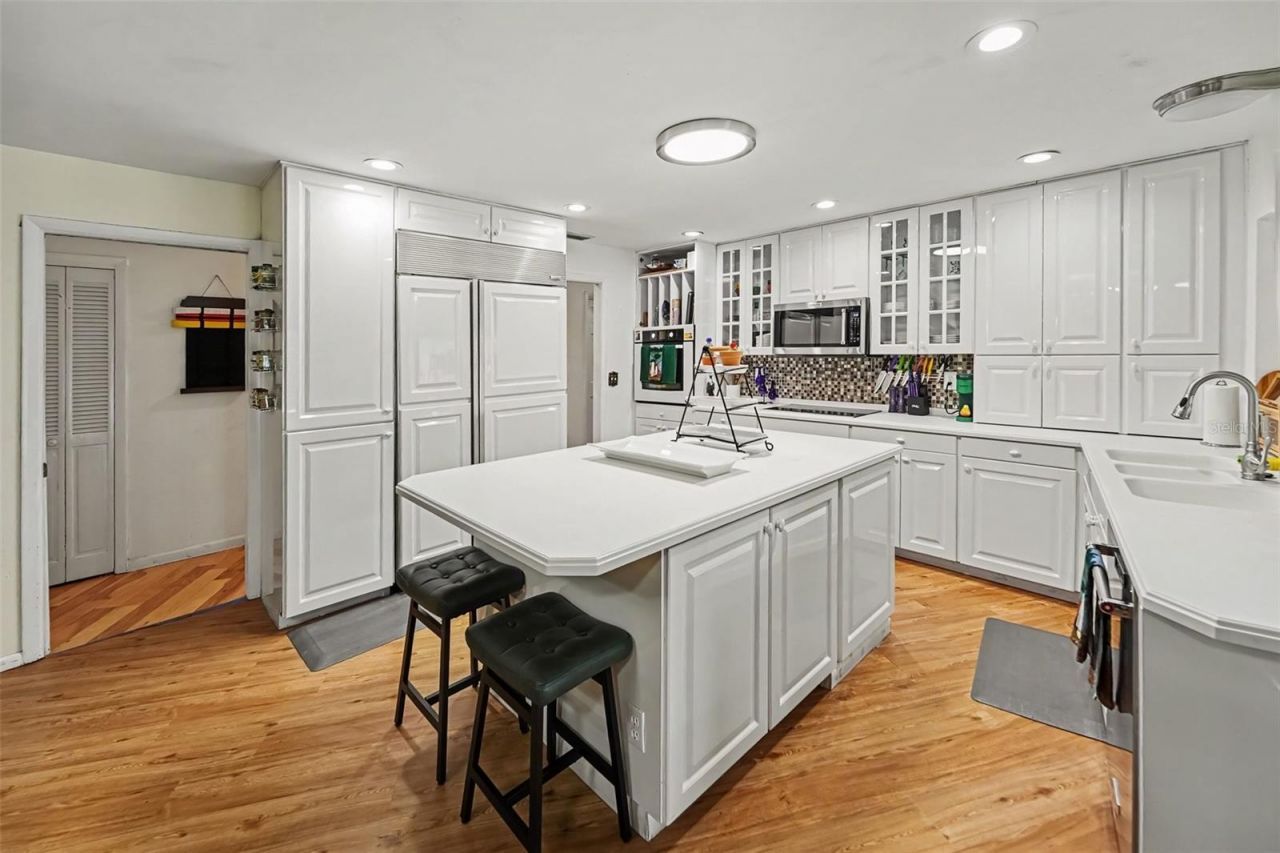 921 College Hill Drive, Clearwater, FL 33765 Photo