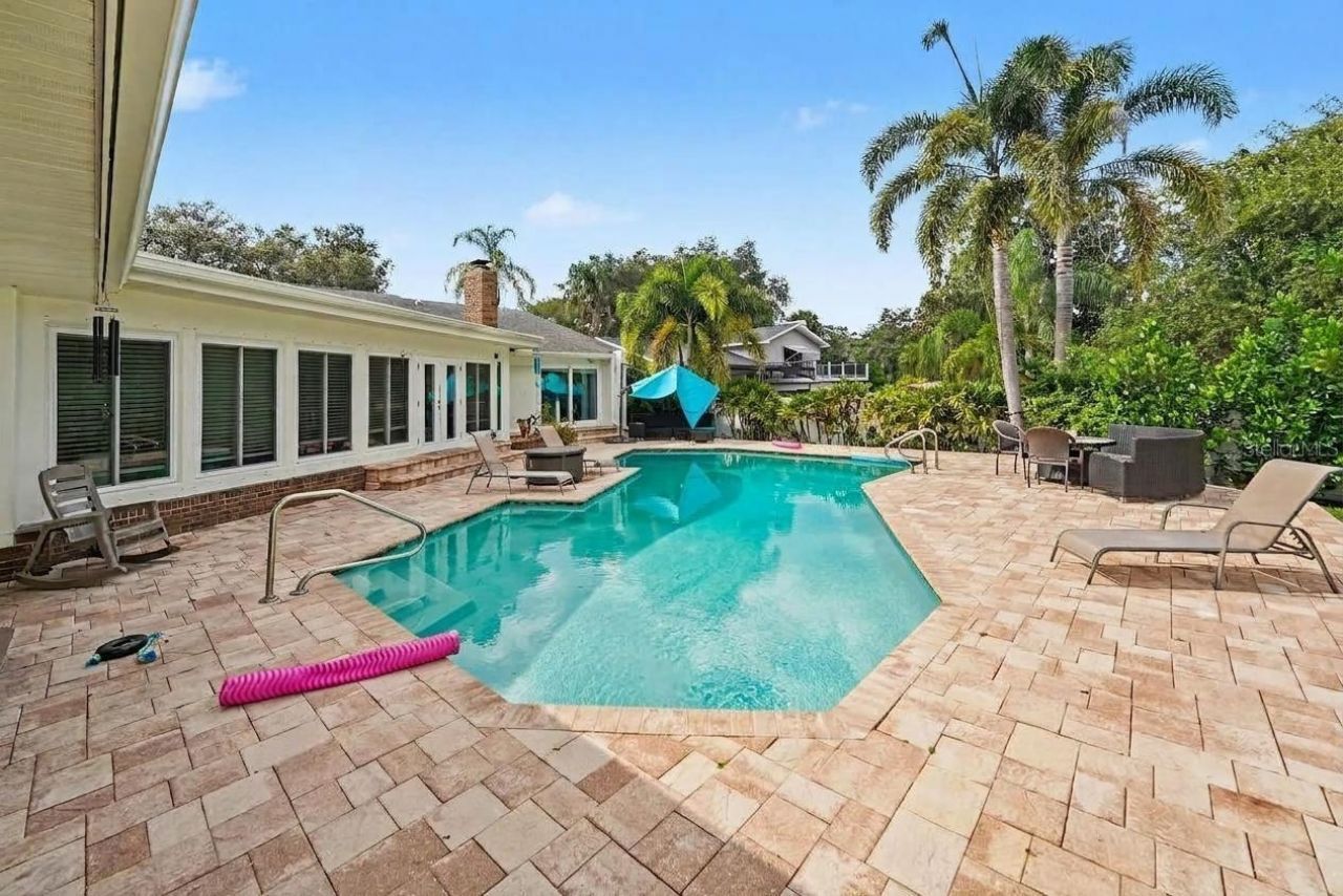 921 College Hill Drive, Clearwater, FL 33765 Photo