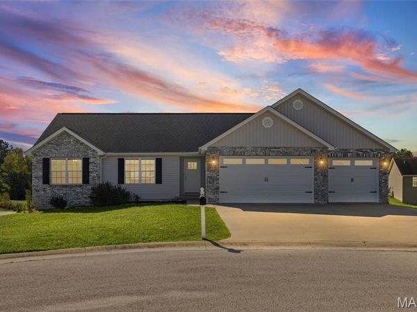 866 Pebble Beach Court, Union, MO 63084