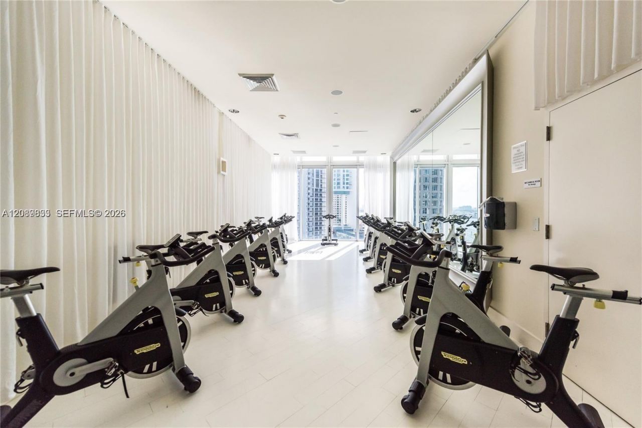 485 Brickell Avenue, Unit 1611, Miami, FL 33131 Photo