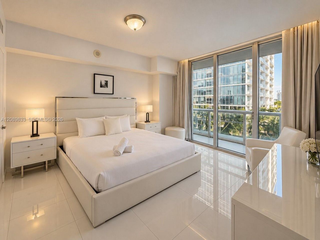 485 Brickell Avenue, Unit 1611, Miami, FL 33131 Photo