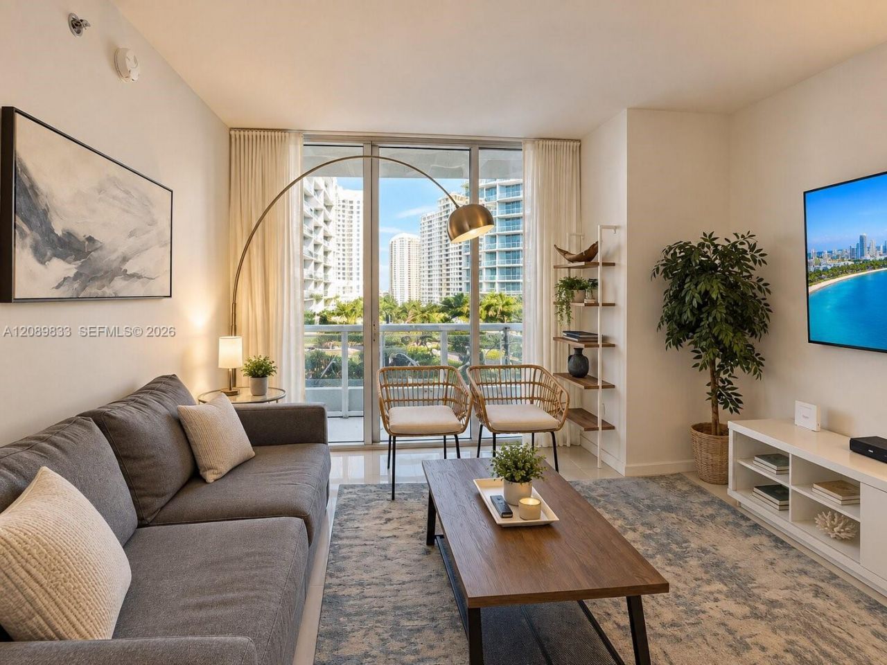 485 Brickell Avenue, Unit 1611, Miami, FL 33131 Photo