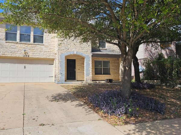 1909 Carriage Club DR, Cedar Park, TX 78613
