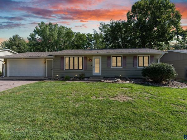 4119 W Mesa Pass, Sioux Falls, SD 57106