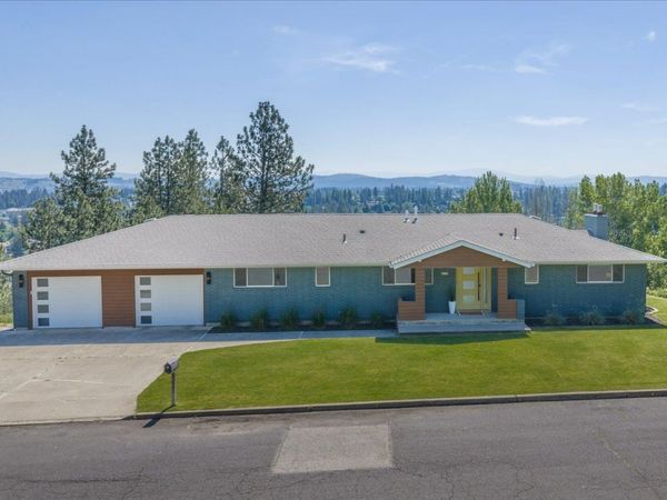 8312 N Northview Rd, Spokane, WA 99208