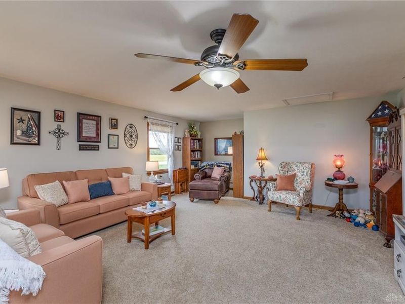 5373 Upper Valley Pike, Springfield, OH 45502 Photo 31