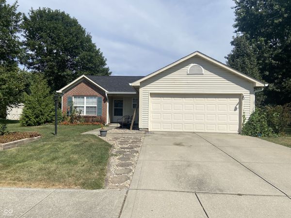 18017 Sanibel Circle , Westfield, IN 46062