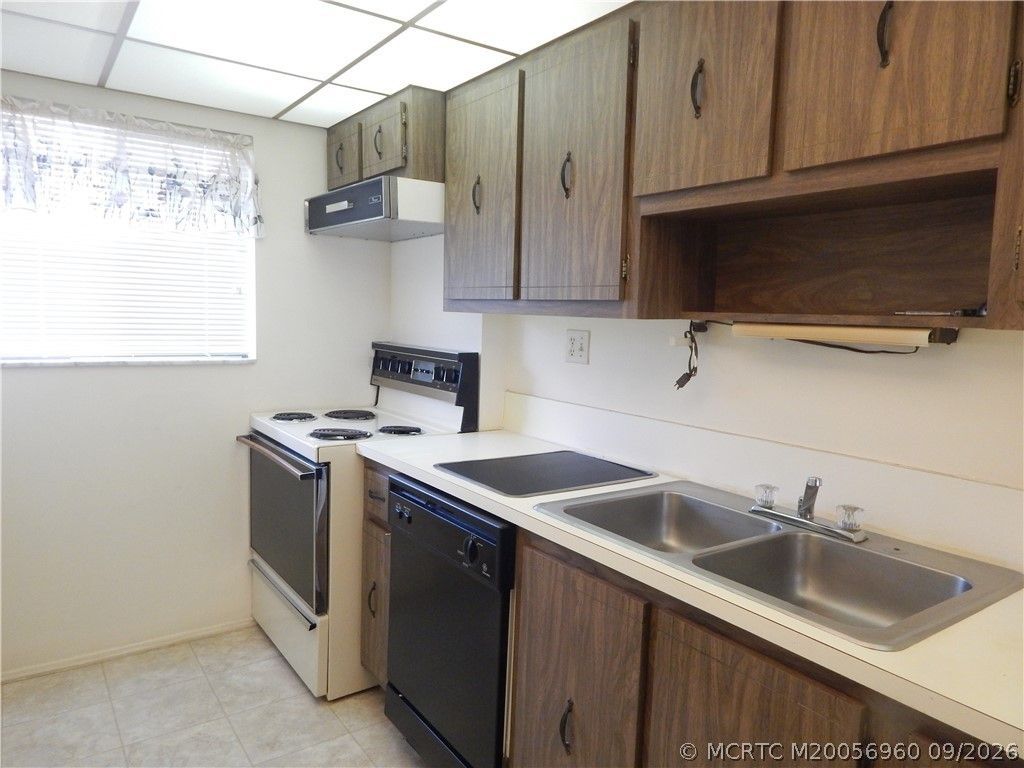 175 SE Saint Lucie Boulevard , Unit A97, Stuart, FL 34996 Photo