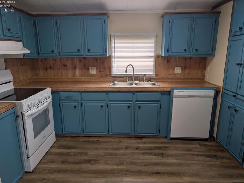 220 Maple Lane, Unit 74, Green Springs, OH 44836 Photo 9