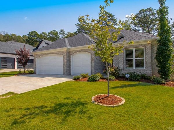 25 Mereville Place, Little Rock, AR 72223