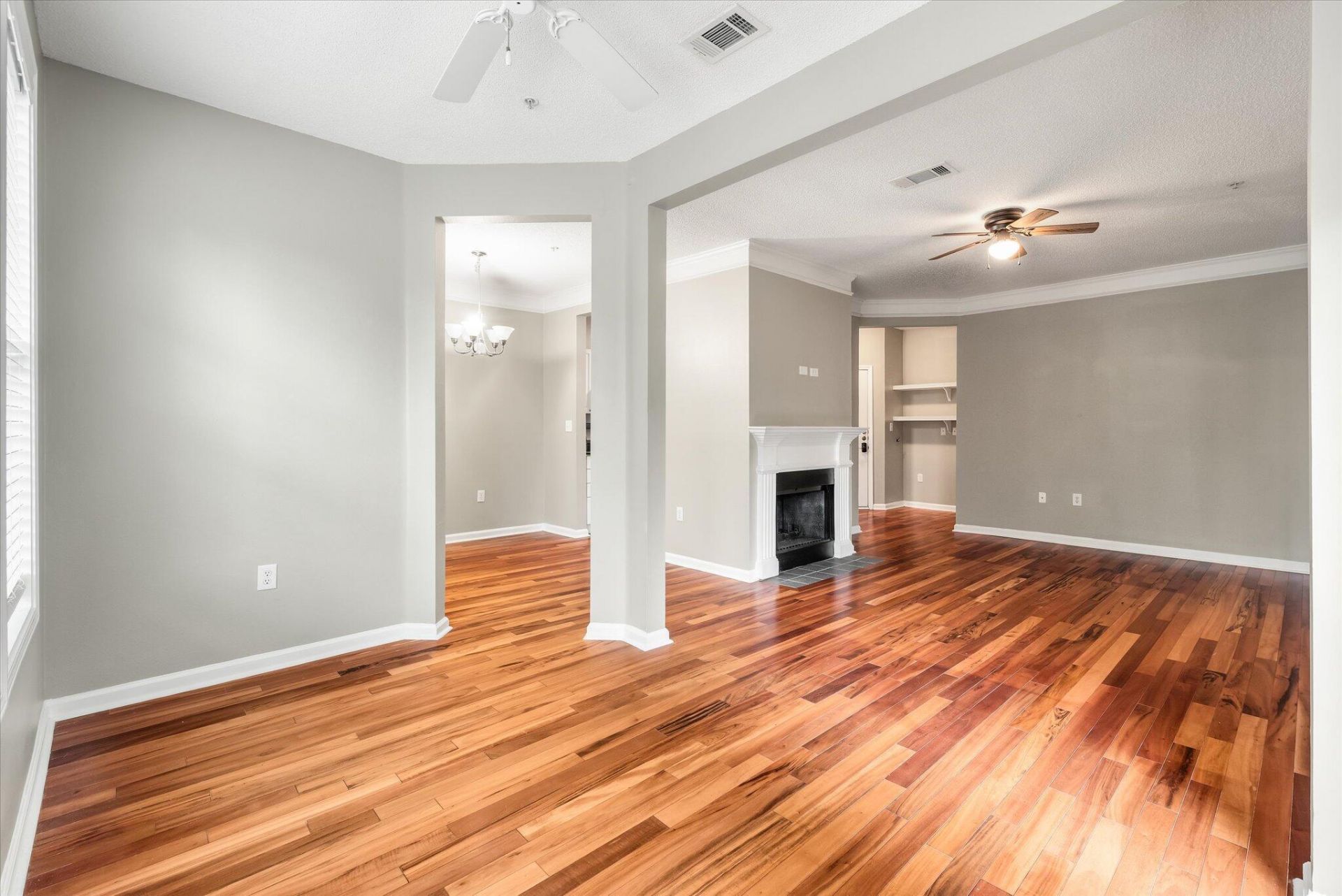 1734 Chatelain Way Photo 10