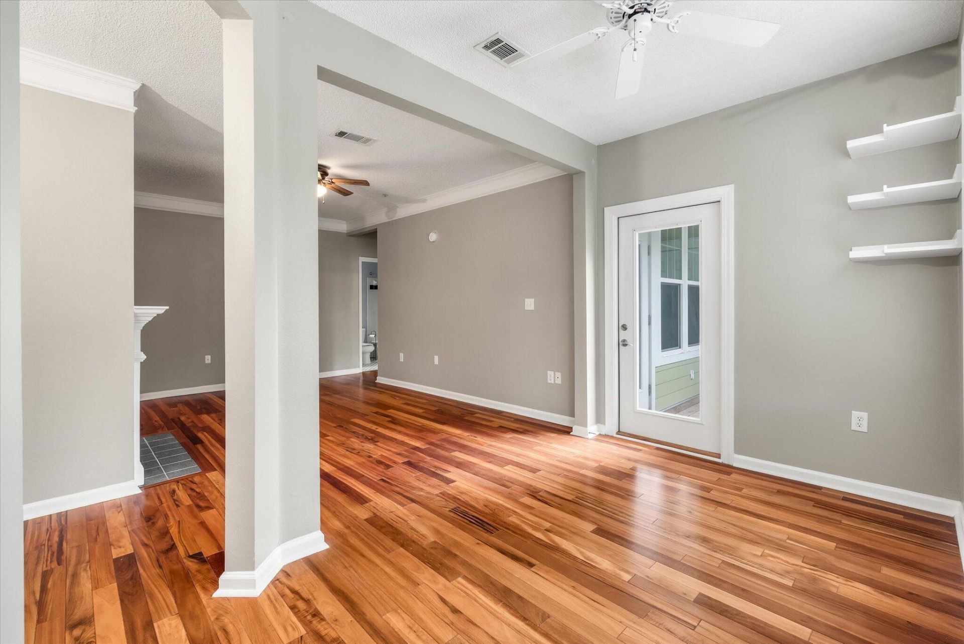 1734 Chatelain Way Photo 11