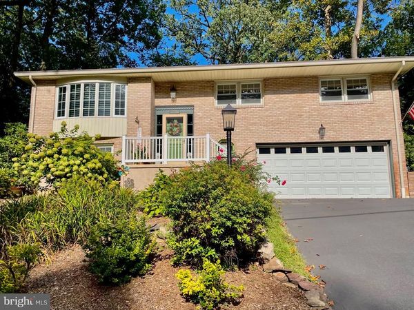 2731 CAMBRIDGE ROAD, YORK, PA 17402